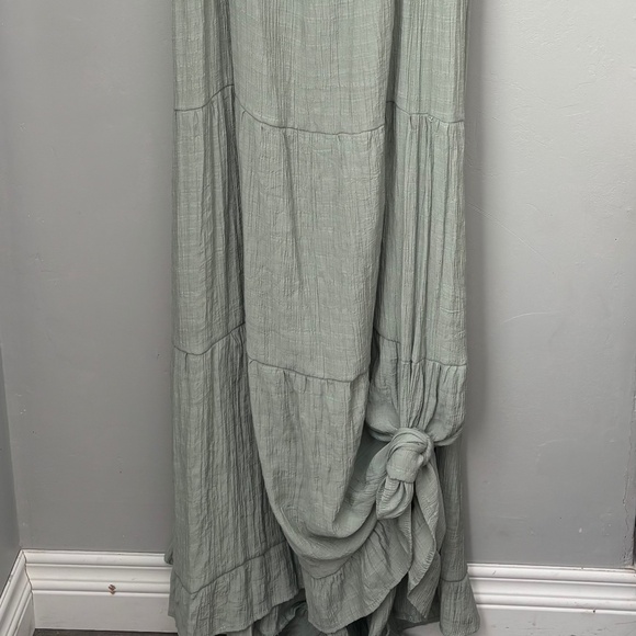 Long dress - Picture 2 of 3